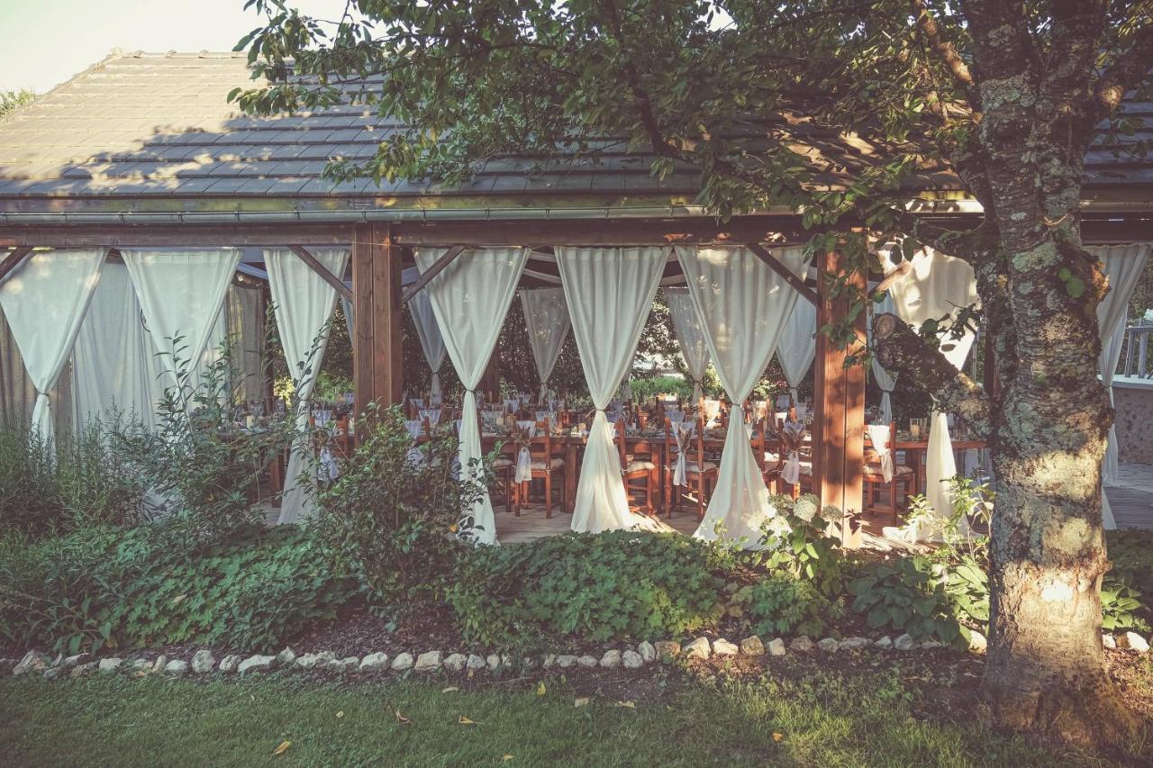 Ferienwohnung Domaine Des Medards Beaulieu-sur-Loire Exterior foto